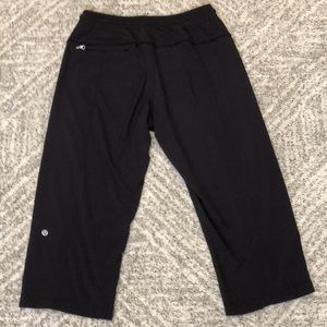 Lululemon track capris